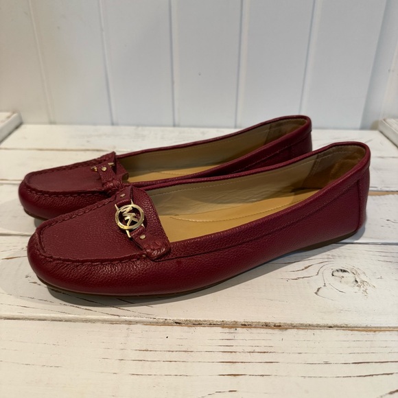 Michael Kors Shoes - Women’s Michael Kors Deep Red Cranberry Leather Loafers Size 8 1/2